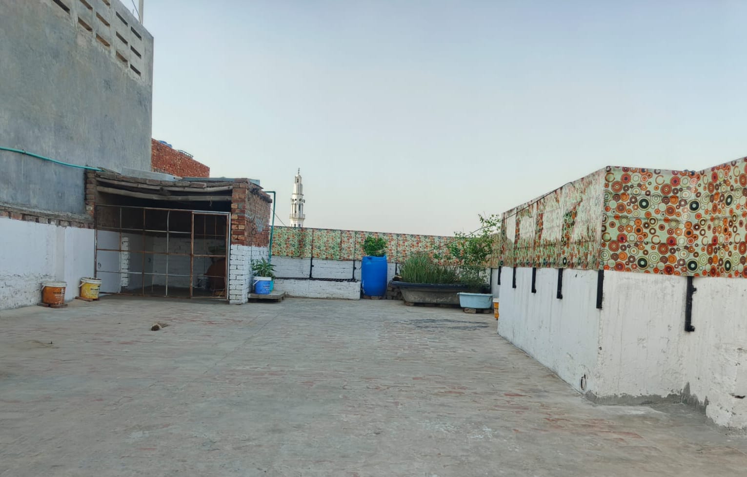 Independent 3-Seater Room